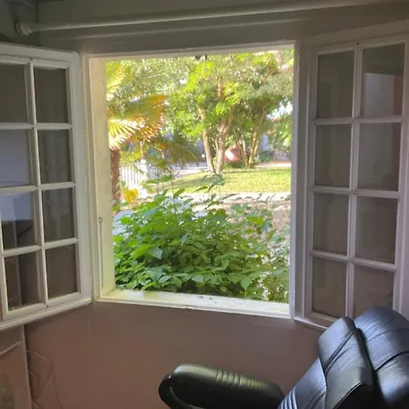 Διαμέρισμα Maisonnette Proche De La Mer, Calme Avec Parking